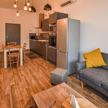 Apartment Amazing In Avignon